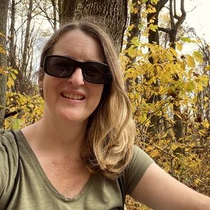 Meet your Posher, Jennifer